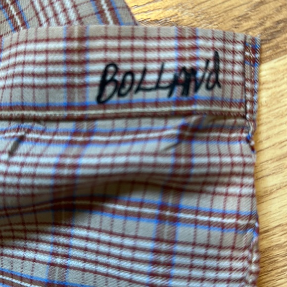 Vintage Miller Western Wear. Plaid bib front with Pearl Snap buttons. - Picture 6 of 13